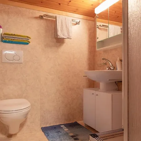 Alouette Ost Apartament *