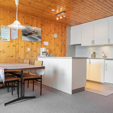 Alouette Ost Apartament *